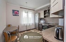 Сдается двухкомнатная квартира, Лесной, Александрова, 19 за 400 у.е.