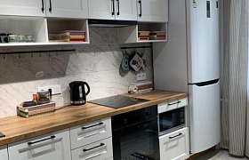 Сдается трехкомнатная квартира, Минск, Захарова ул., 50, к. В за 1000 у.е.