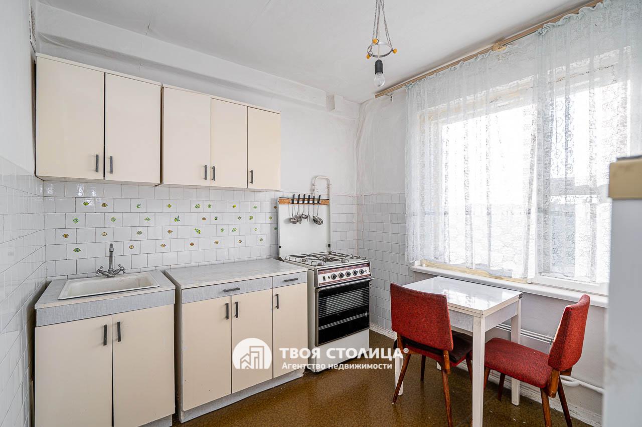  трехкомнатной квартиры