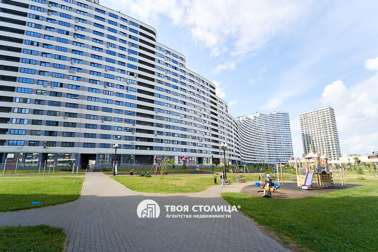 Квартира 18-этаж (2020)