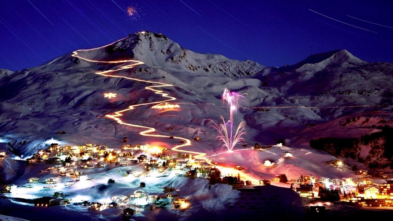 3_1_Рождественское_освещение_лыжной_трассы_в_Андорре.jpg 3_1_Рождественское_освещение_лыжной_трассы_в_Андорре.jpg