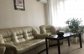 Сдается четырехкомнатная квартира, Минск, Романовская Слобода ул., 26 за 560 у.е.