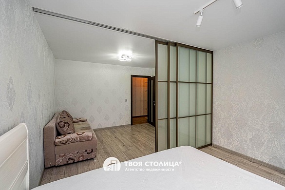 Сдаётся 1-комнатная квартира, Лесной, Александрова ул., 8, к. а - фото 3 