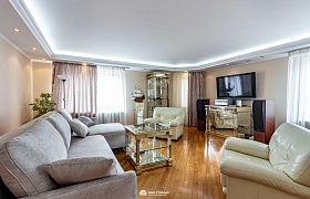 Сдается трехкомнатная квартира, Минск, Машерова просп., 54 за 1100 у.е.