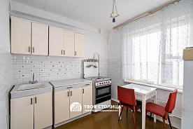 трехкомнатной квартиры