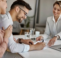 Что дает потребителям риэлтерских услуг  обязательное страхование ответственности  агентств недвижимости