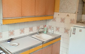 Сдается трехкомнатная квартира, Минск, Багратиона 2-й пер., 17 за 400 у.е.