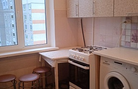 Сдается трехкомнатная квартира, Минск, Жуковского ул., 10, к. 2 за 500 у.е.