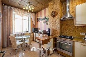  трехкомнатной квартиры