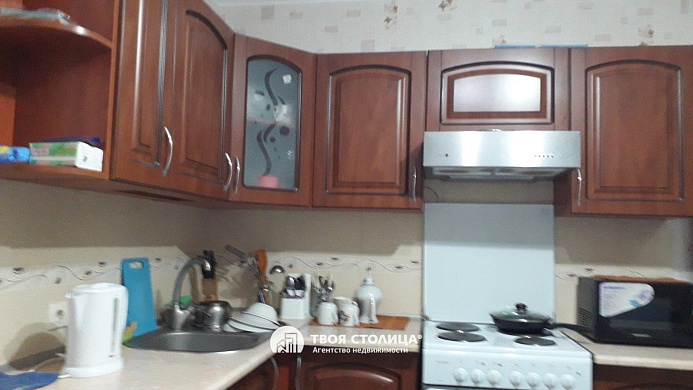 Сдаётся 1-комнатная квартира, Лесной, Александрова ул., 1 - фото 1 