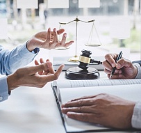 Квартиры взамен сносимого жилья. Изучаем риски продажи таких объектов с риэлтером.