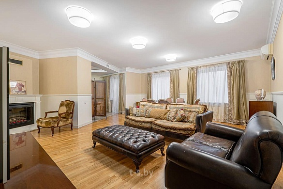 Сдаётся 4-комнатная квартира, Минск, Гвардейская ул., 8 - фото 1 