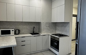 Сдается двухкомнатная квартира, Минск, Жуковского ул., 16 за 600 у.е.