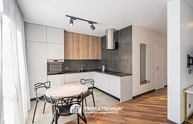 Сдается трехкомнатная квартира, Копище, Авиационная ул., 11 за 800 у.е.