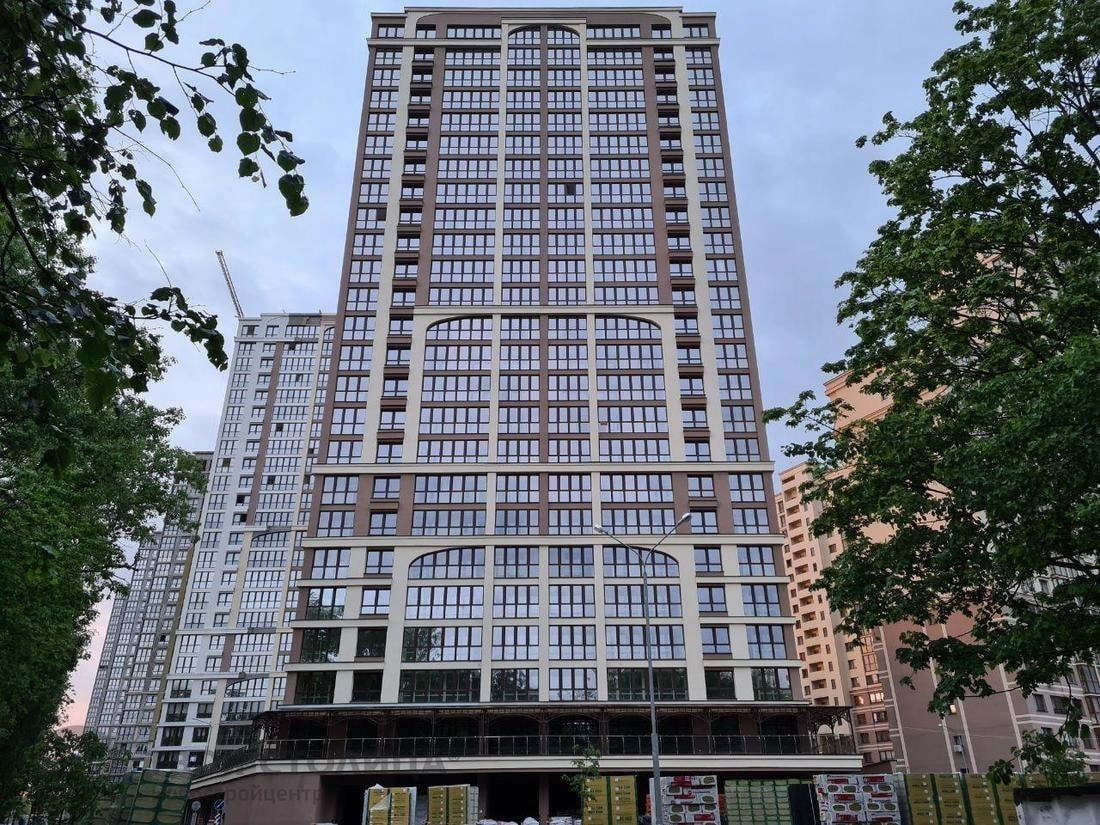 Главное фото