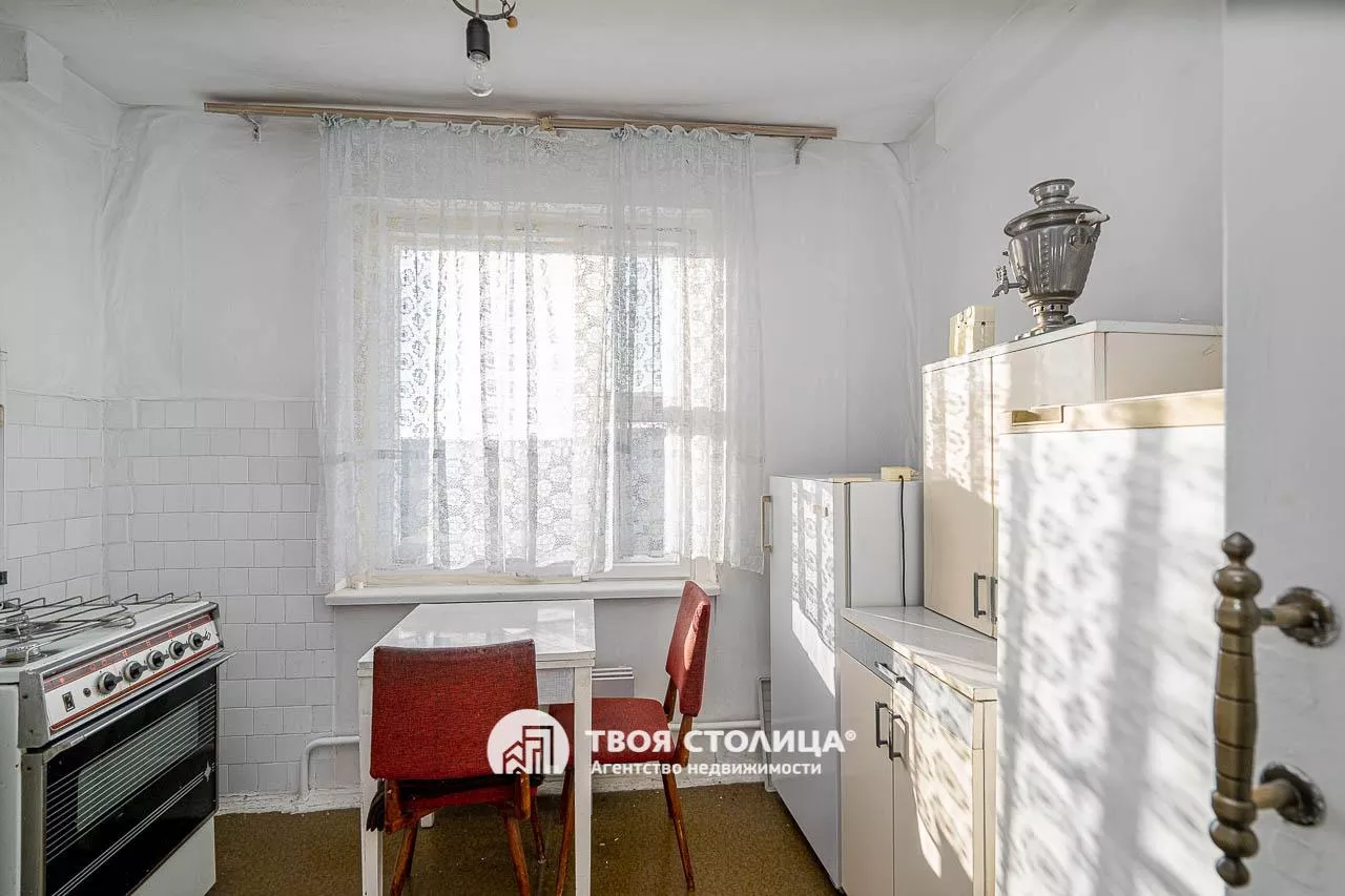  трехкомнатной квартиры