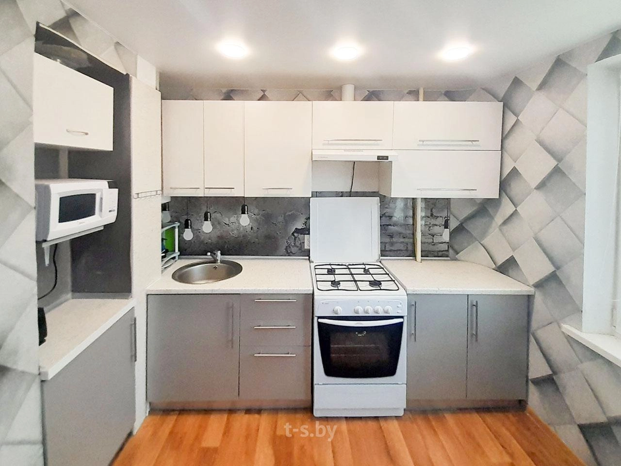 Главное фото