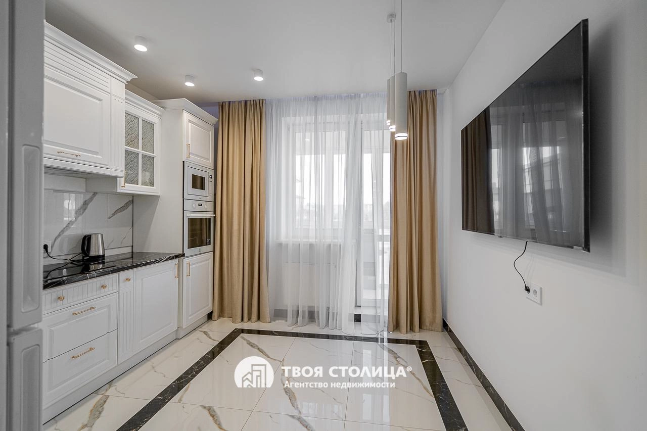 Главное фото