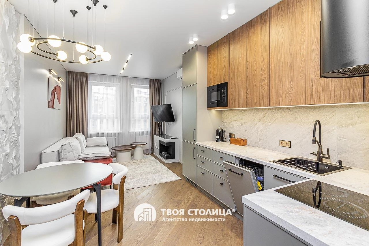 Главное фото