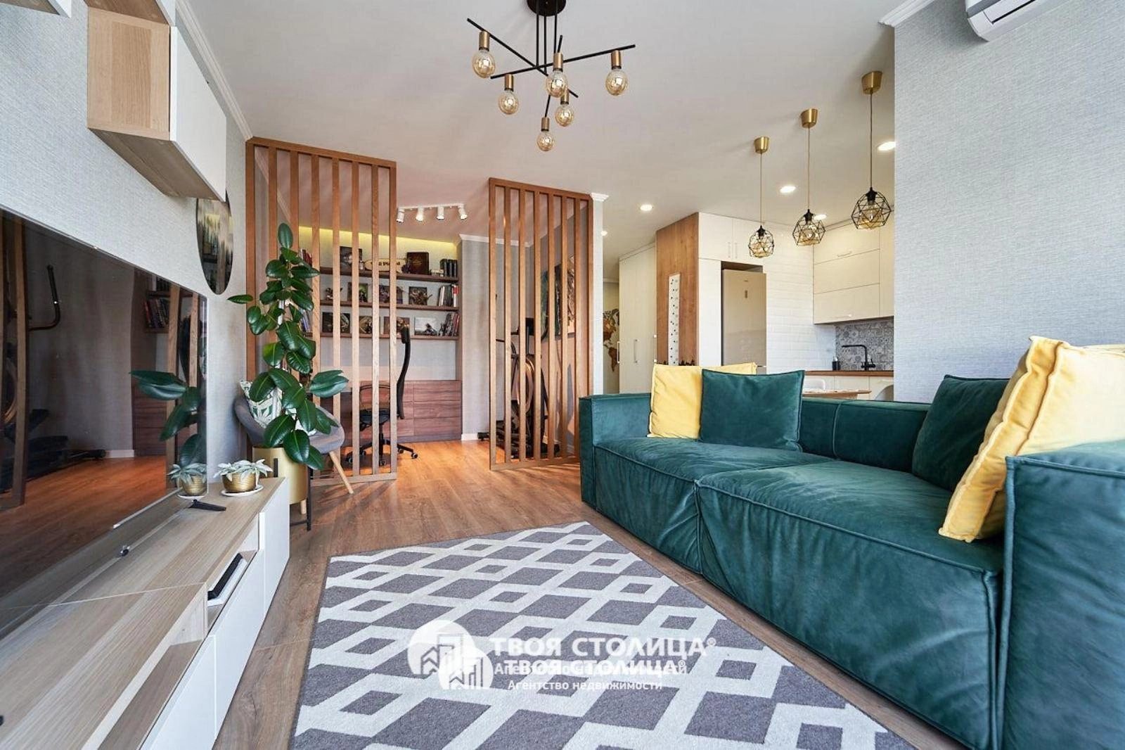 Главное фото