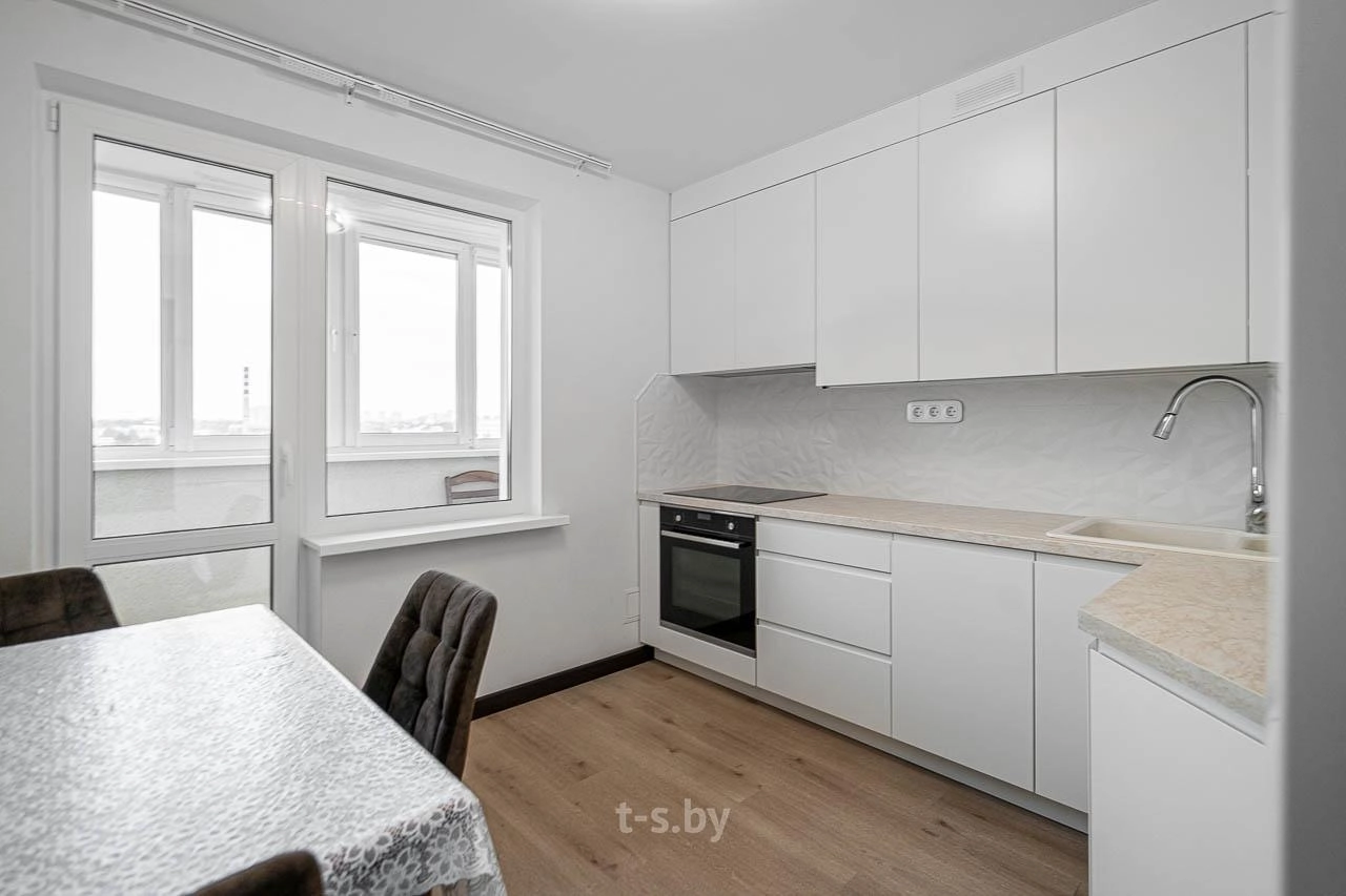 Главное фото