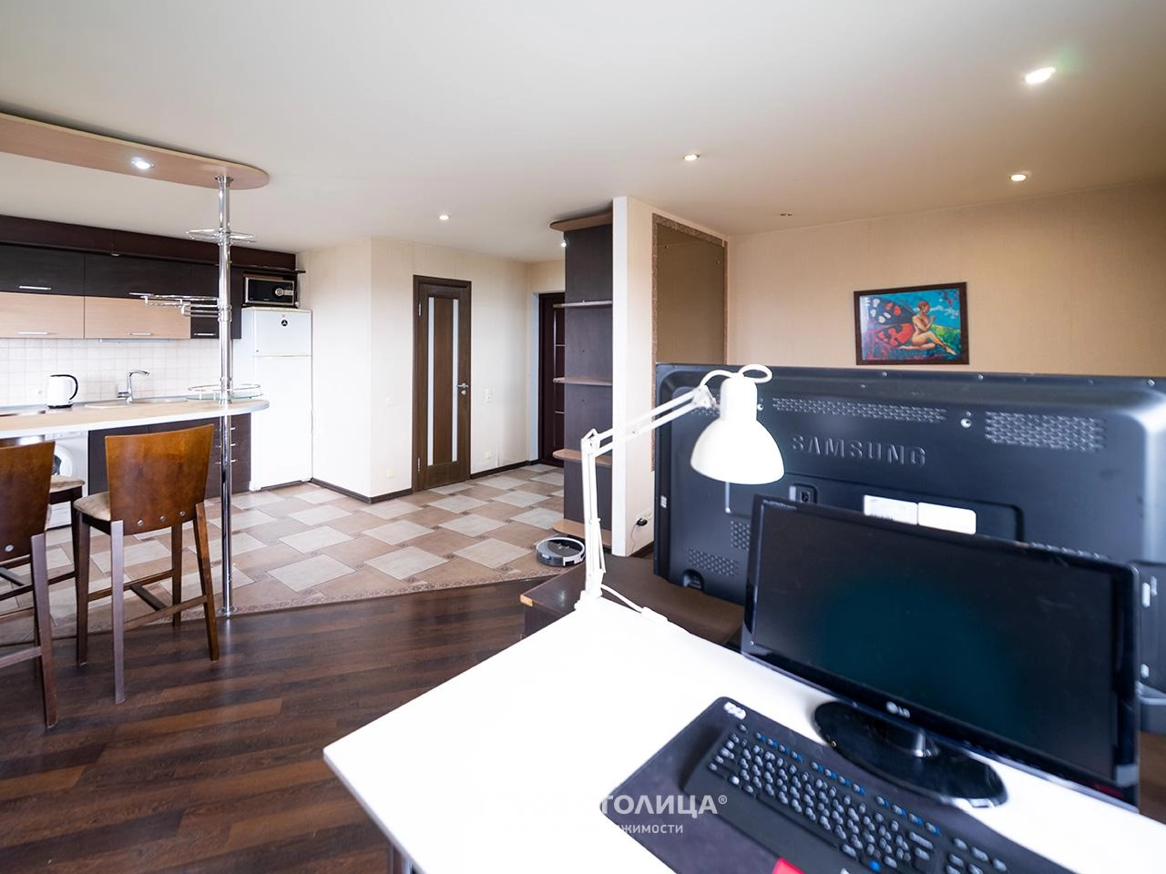 Главное фото