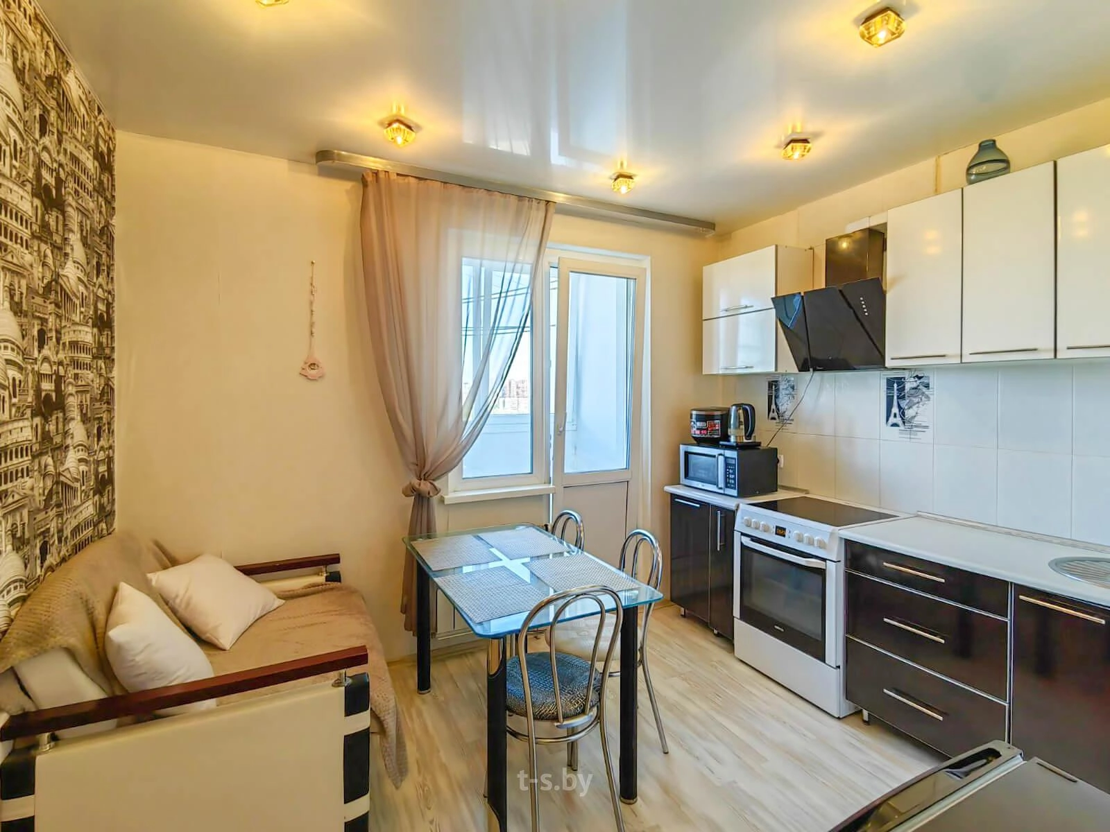 Главное фото