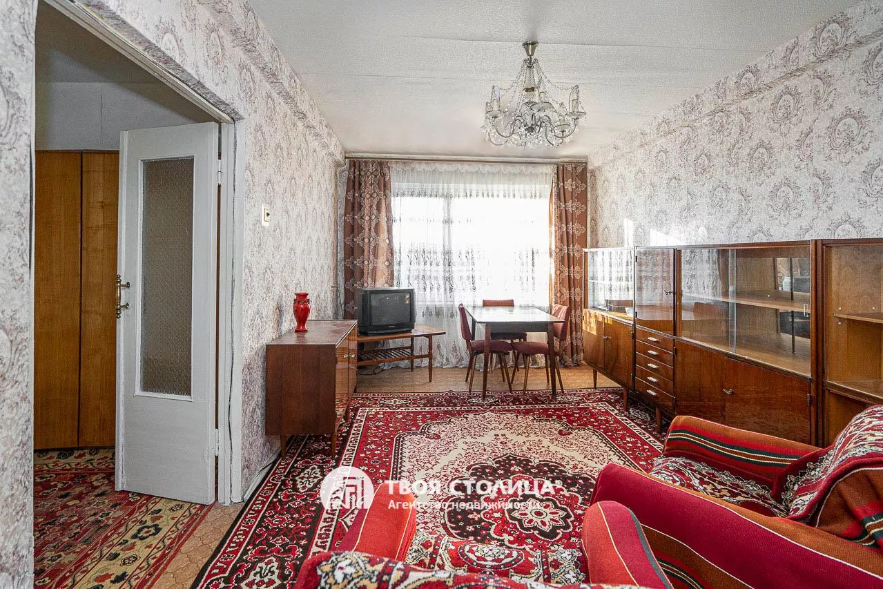  трехкомнатной квартиры