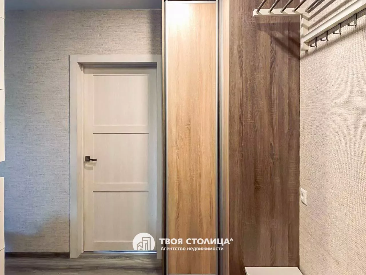  двухкомнатной квартиры
