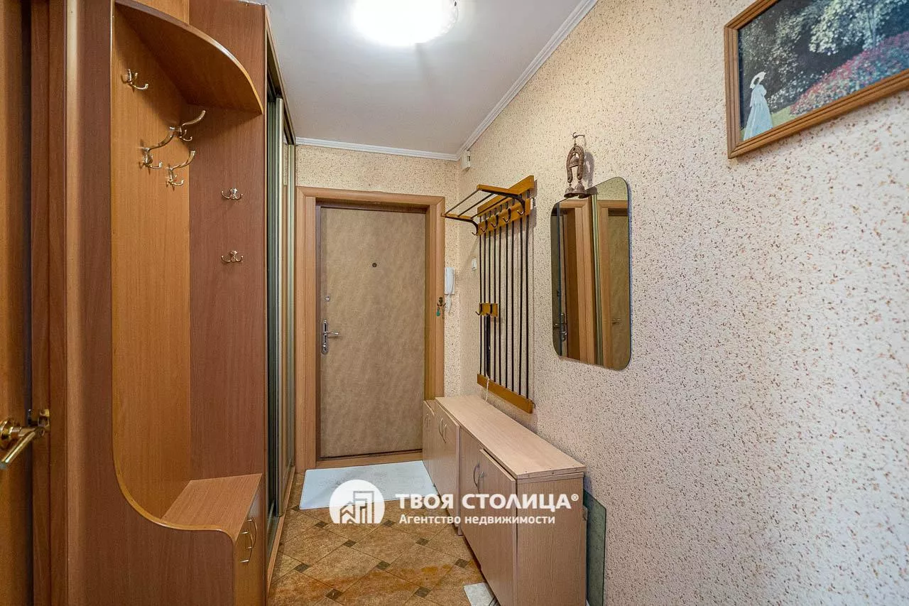  двухкомнатной квартиры