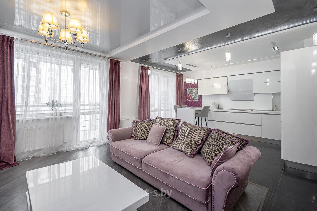 Главное фото