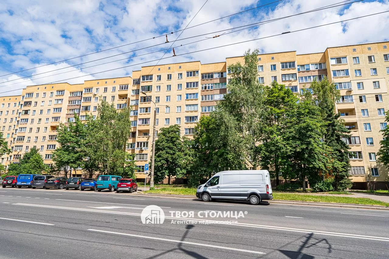  двухкомнатной квартиры