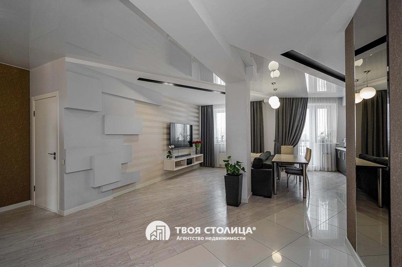 Главное фото