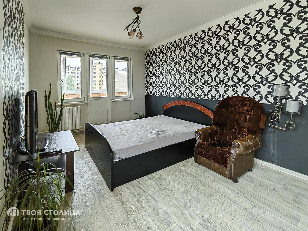 Главное фото