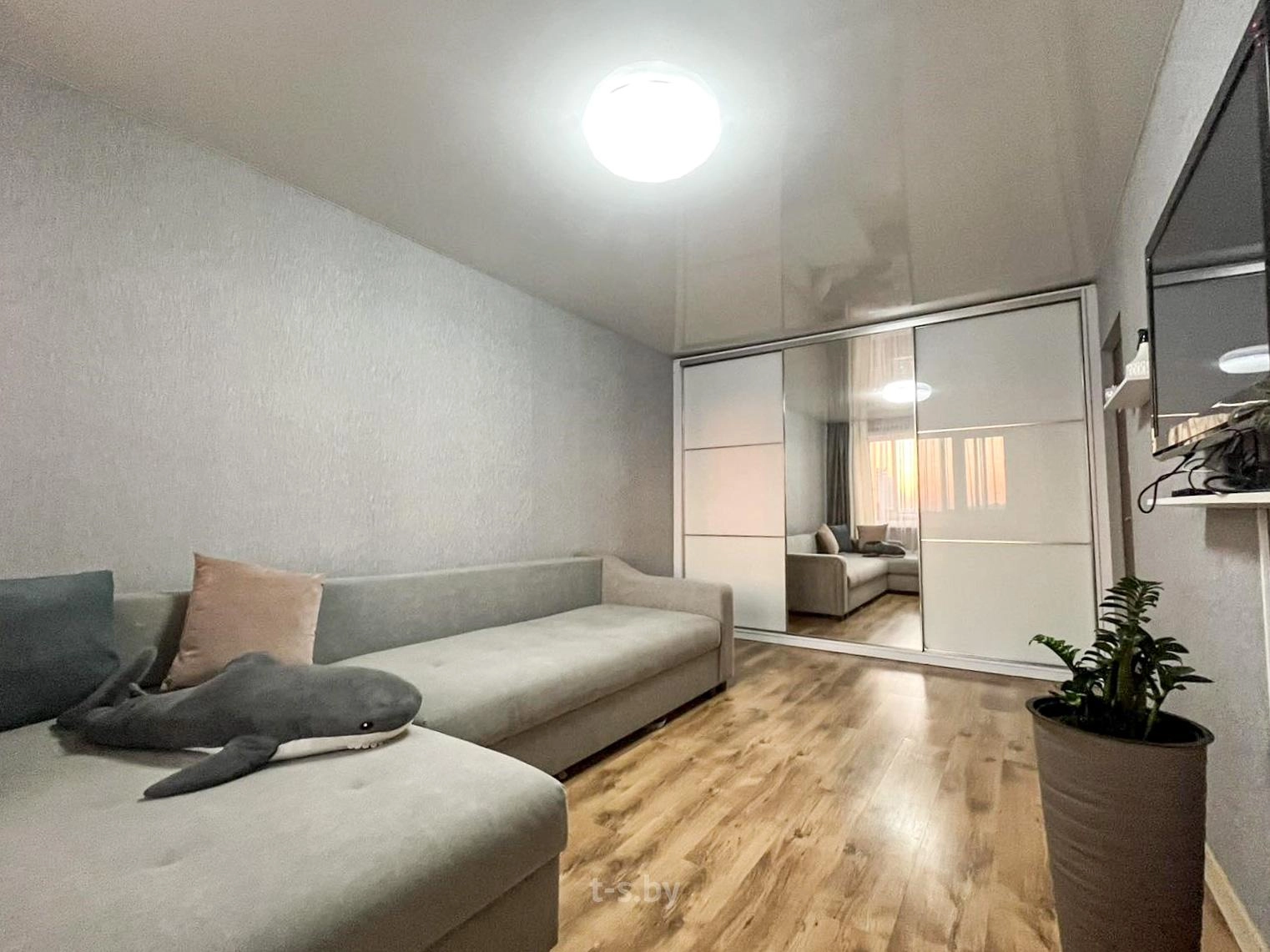 Главное фото