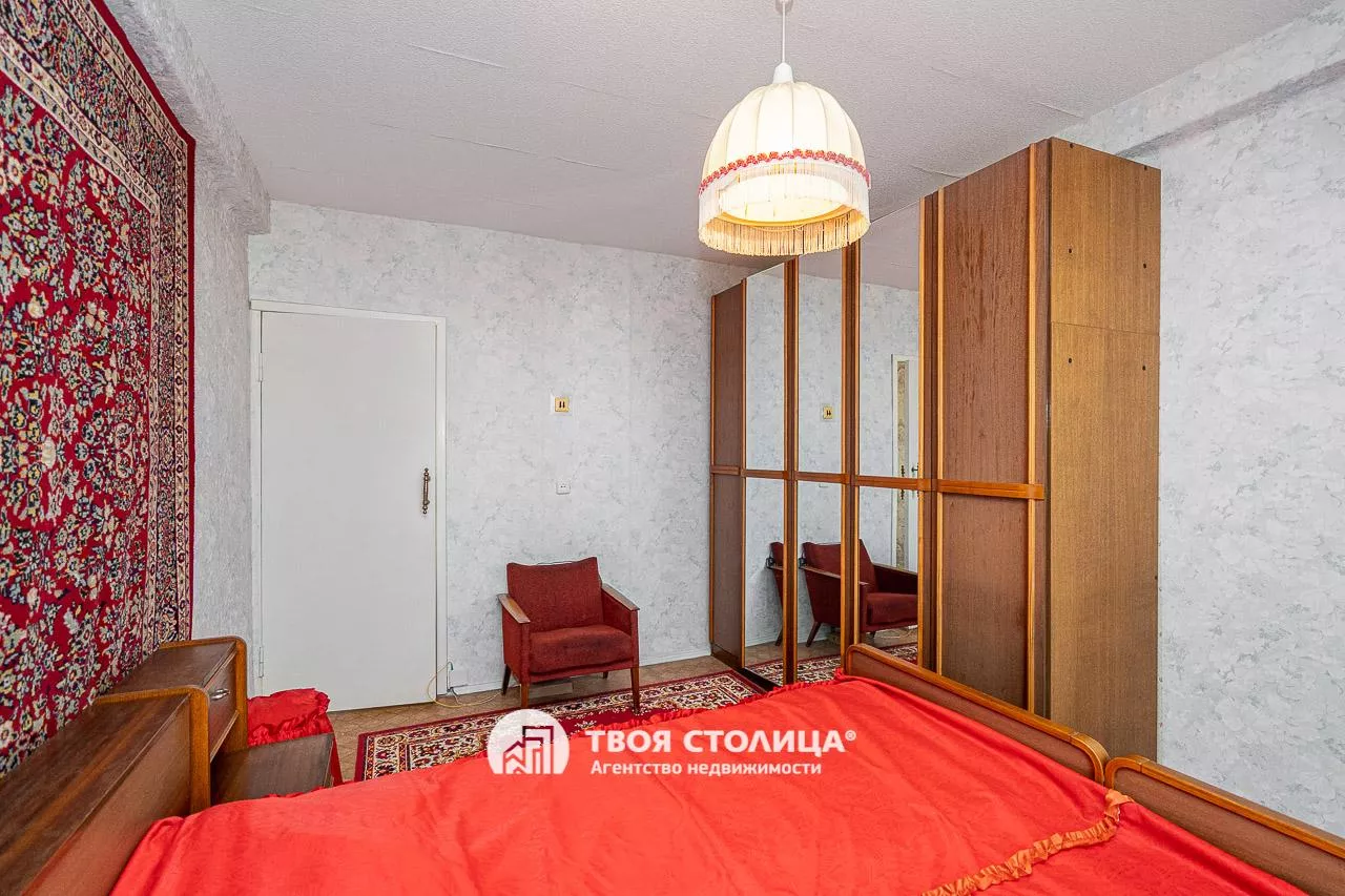  трехкомнатной квартиры