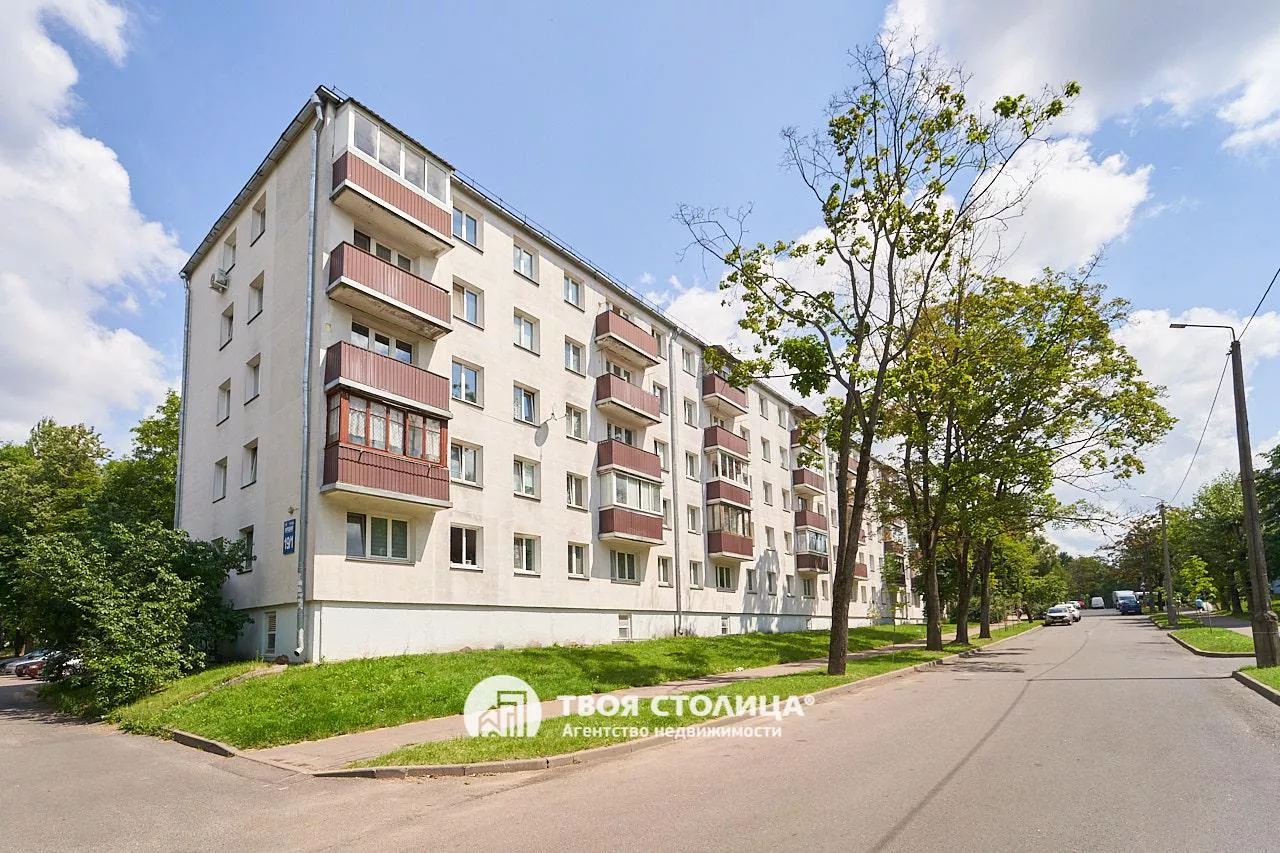  однокомнатной квартиры
