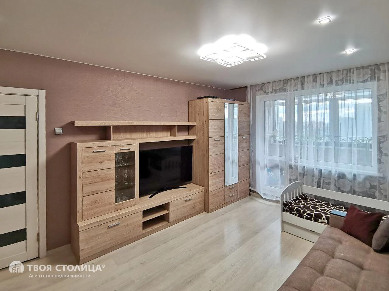 Главное фото