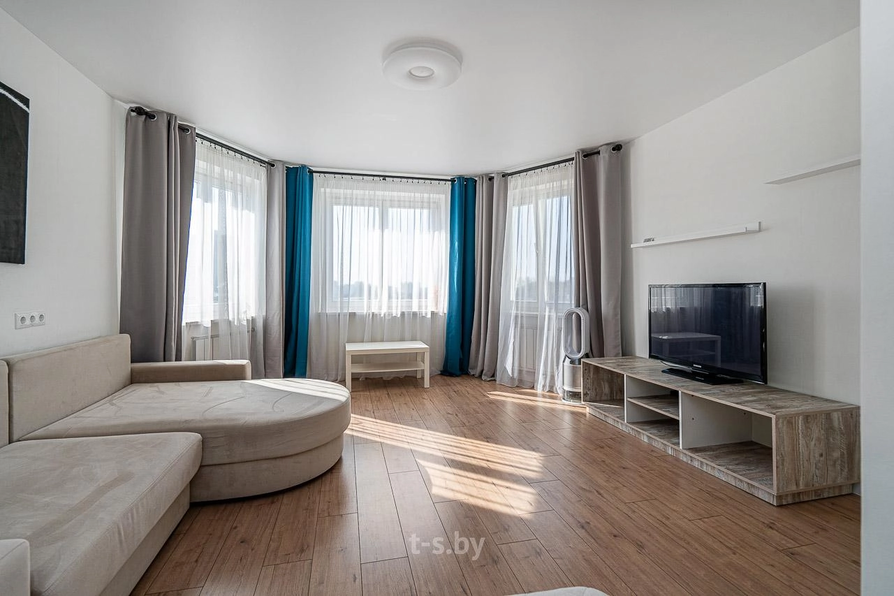 Главное фото