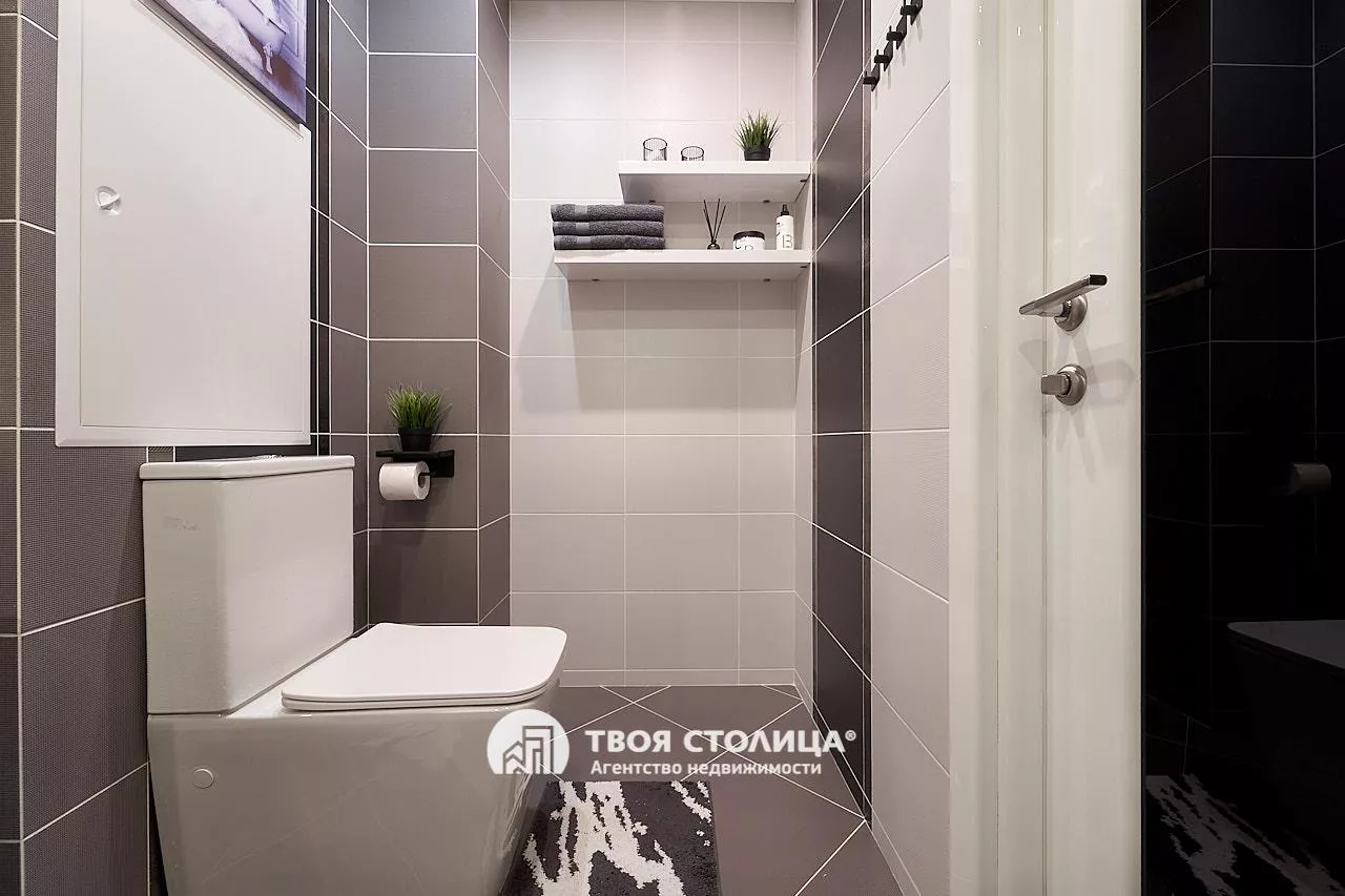  трехкомнатной квартиры