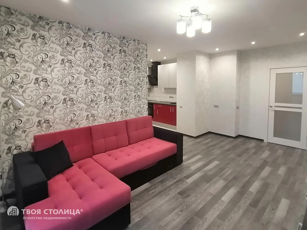 Главное фото