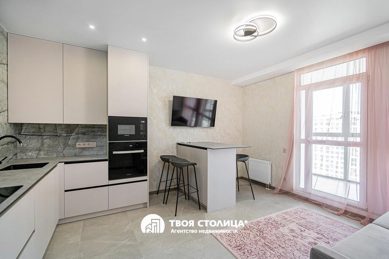 Главное фото