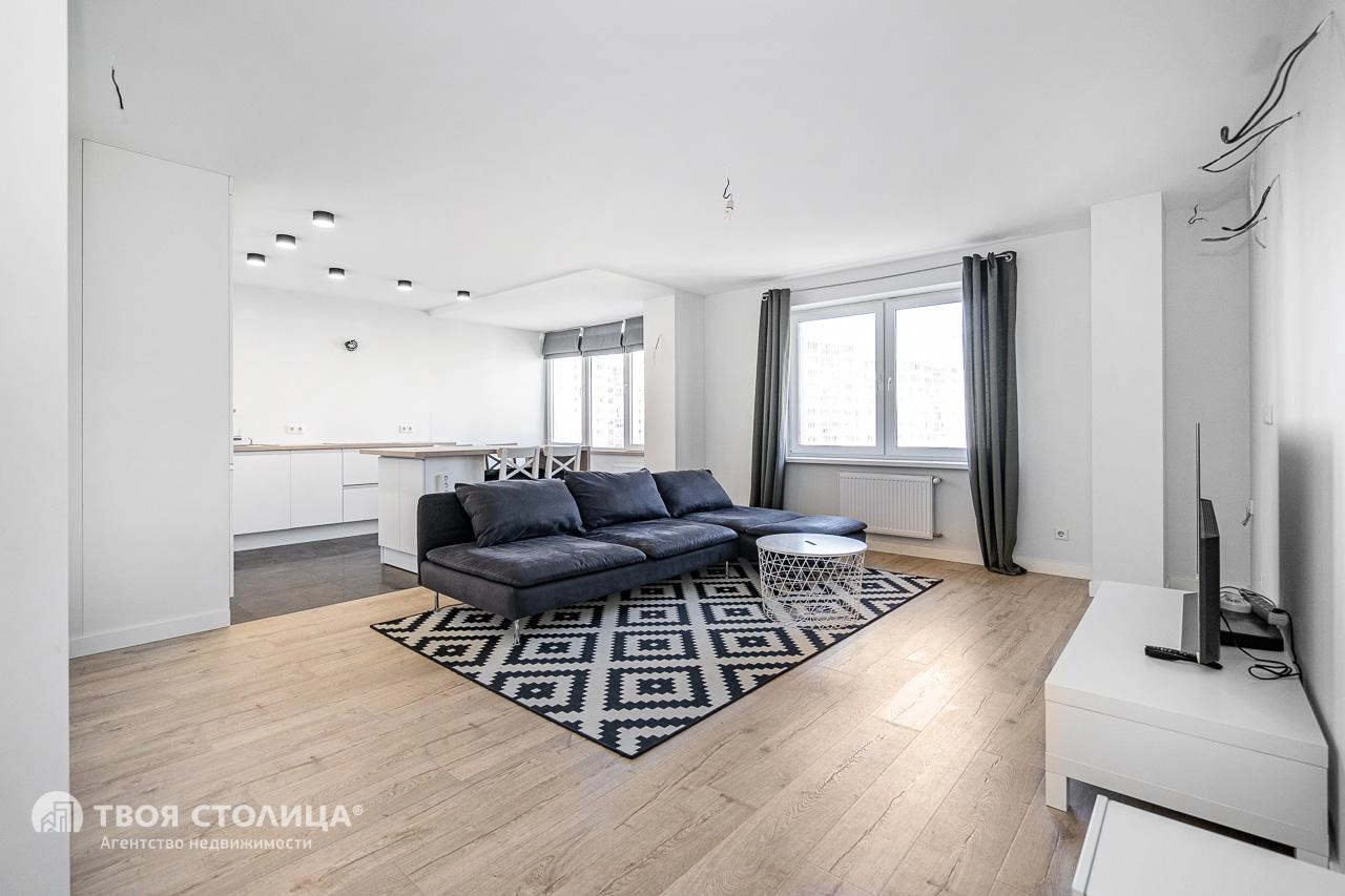 Главное фото