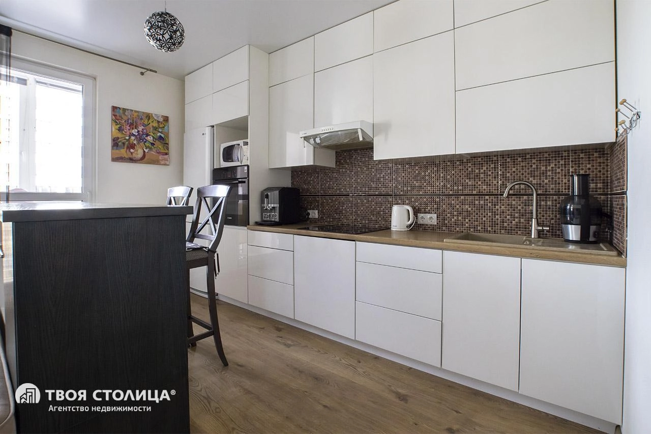 Главное фото