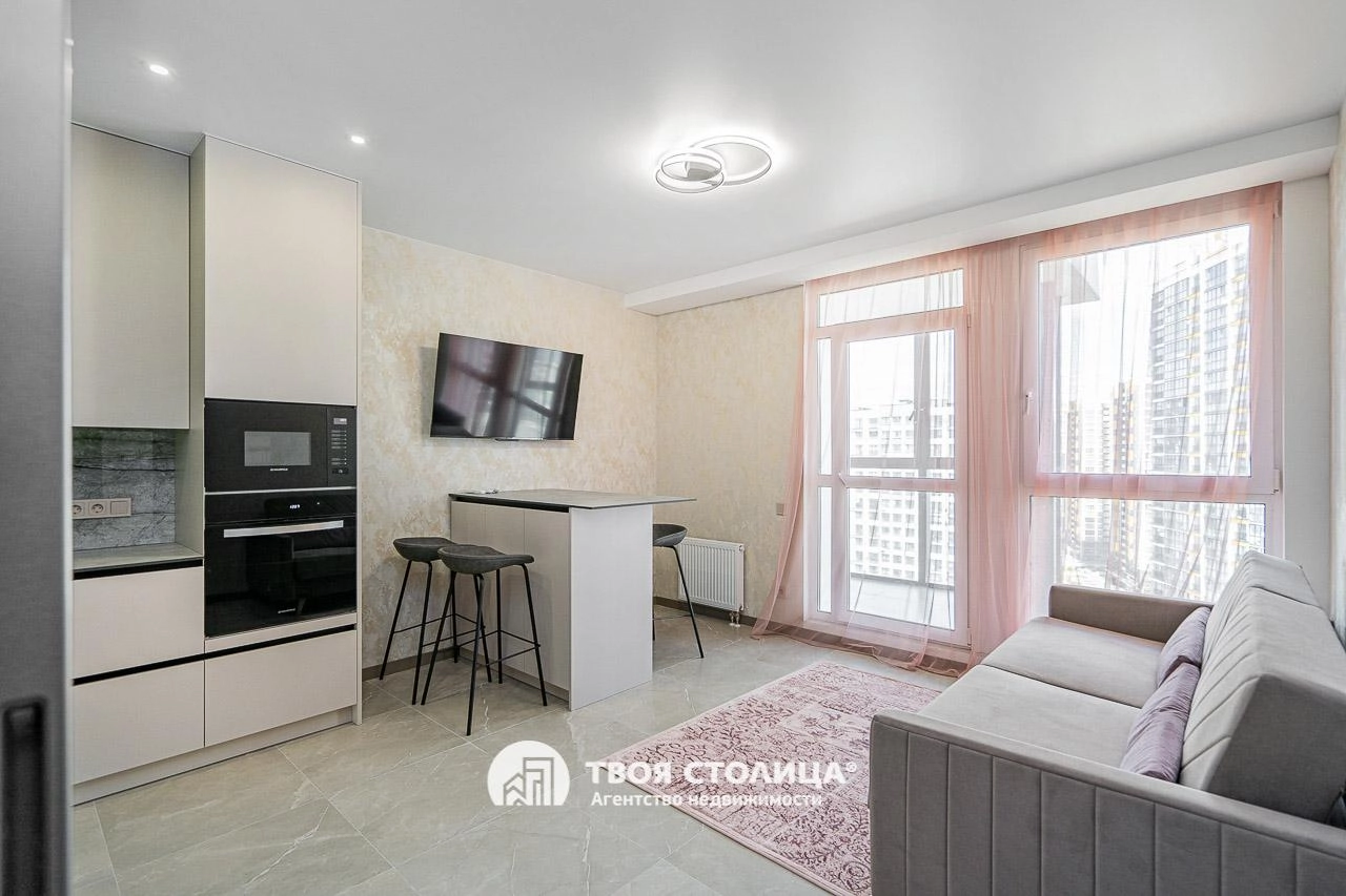 Главное фото